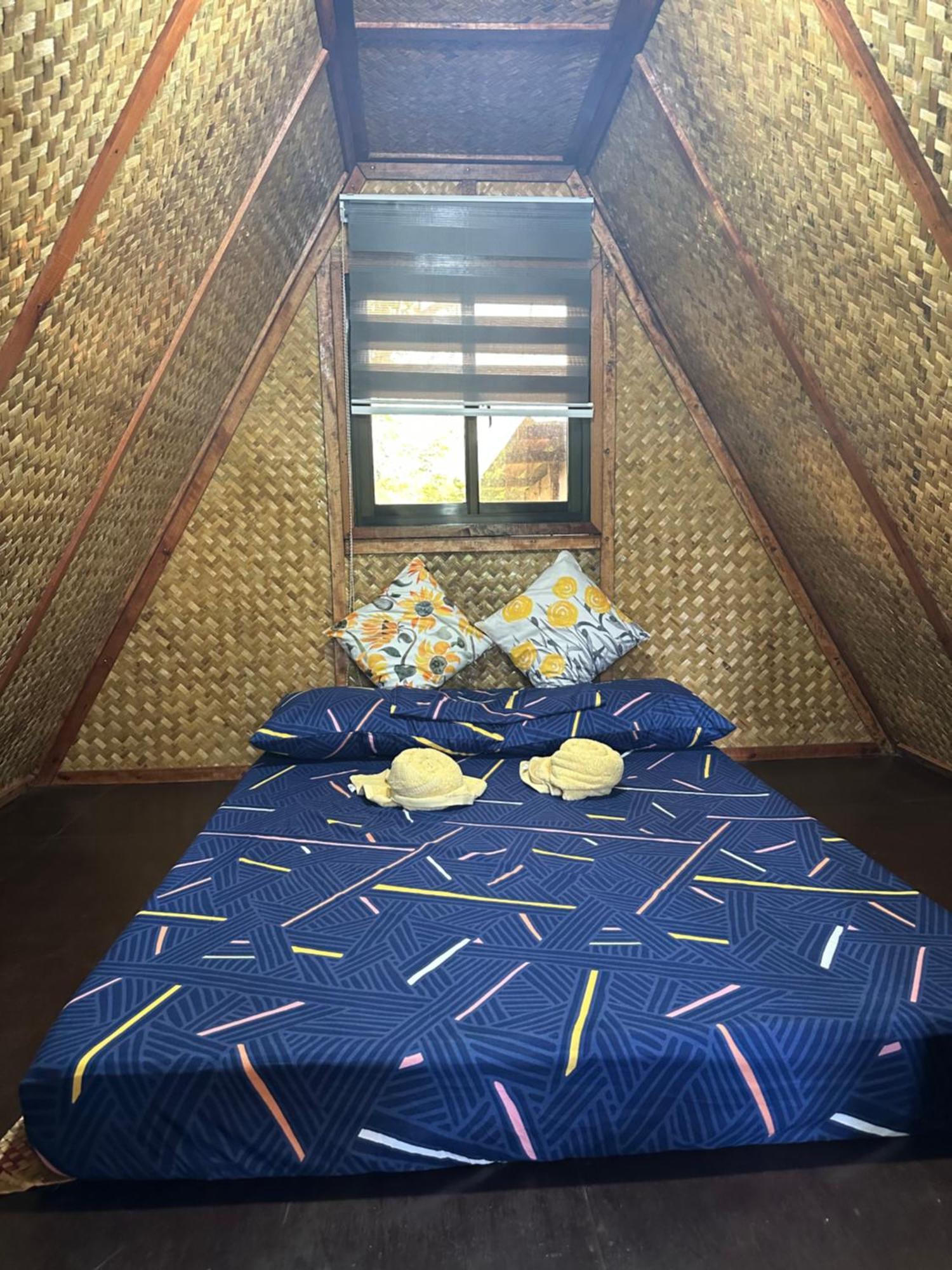 Hotel Hiraya Camp Site - Free Use Of Scooter For Nipa Huts El Nido Esterno foto