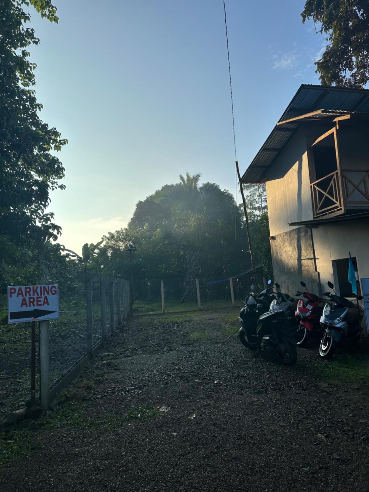 Hotel Hiraya Camp Site - Free Use Of Scooter For Nipa Huts El Nido Esterno foto