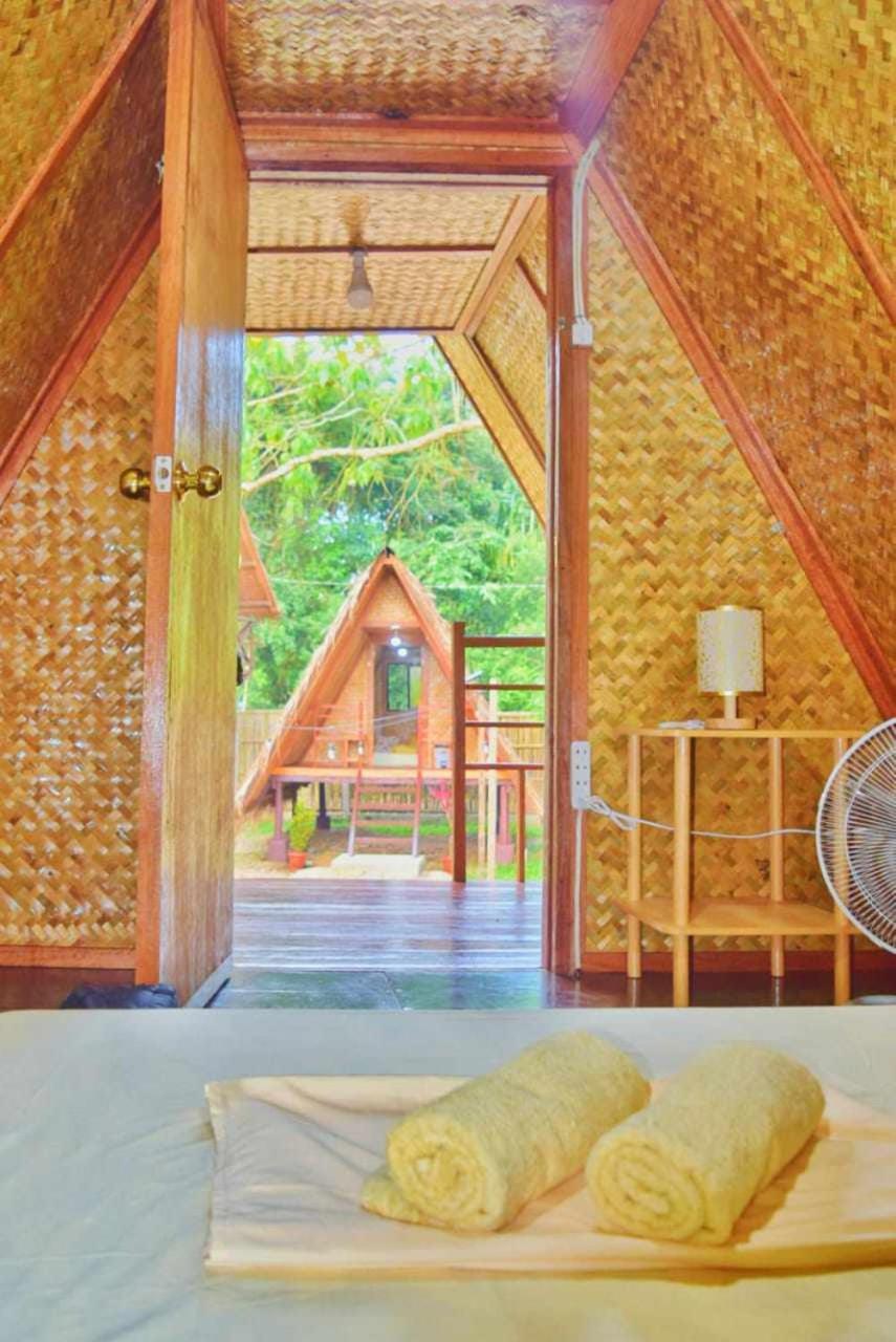 Hotel Hiraya Camp Site - Free Use Of Scooter For Nipa Huts El Nido Esterno foto